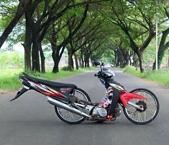 Modifikasi Motor Unik 2017